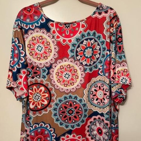 Bright Colored top, no brand, size 28W - Picture 7 of 10